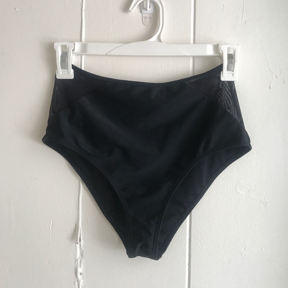 HIGH WAISTED SWIM BOTTOMS